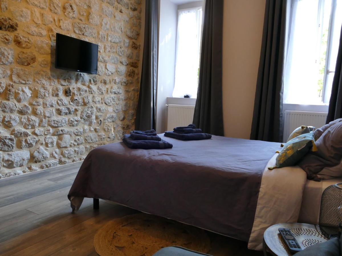 Chambres D'Hotes "Au Pied De La Bealiere" Montpezat-sous-Bauzon Exteriör bild